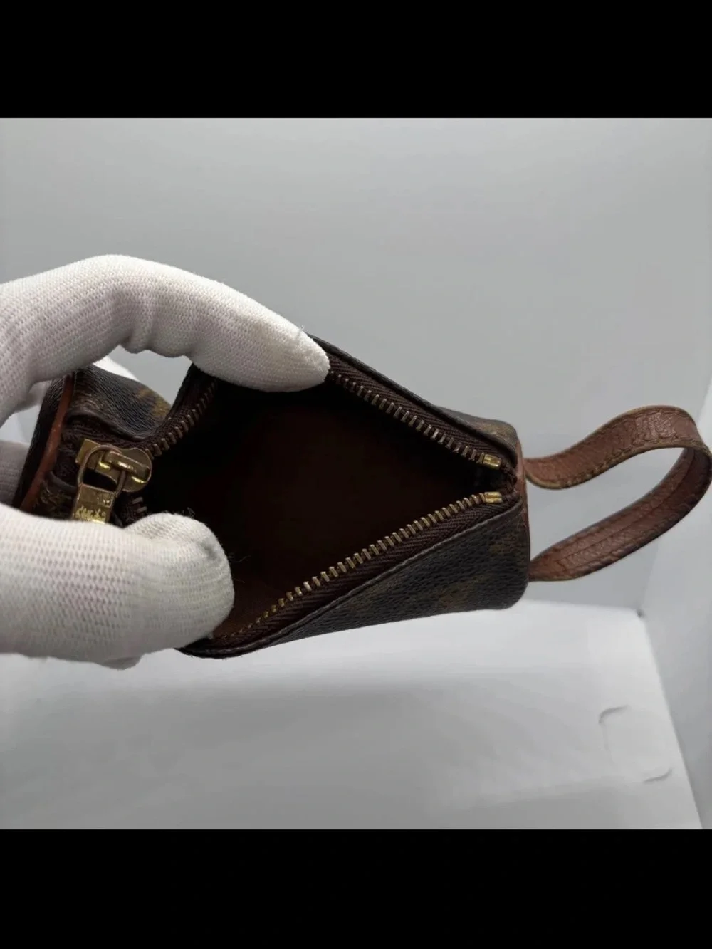Louis Vuitton Brown Monogram Canvas Key Pouch